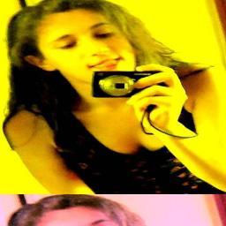 Eu curto rock,Odeio Funk.
Sou fã de One Direction
Rebeldes
Demi Lovato e F.U.S.C.A
e não tenho vergonha de dizer que amo elees.