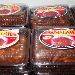 Aneka Kuliner khas Minang bisa di pesan disini, dikirim kemana pun keseluruh Indonesia Hp. 085364898416