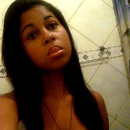 Sóo viim aquii deeixar beem escrito que smp&smp éer nooiz mano /\/ ,a senhorita @_LaineDutra te amo viiu @MorenaQteCduz