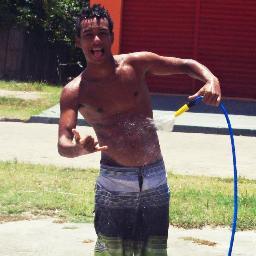 Itallosouza5's profile picture. 19 years old, Namorando, Surfista e pá, palhaço e o que quiser saber a mais é só perguntar :)