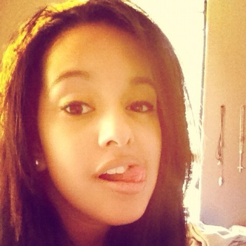 _irrelephvnt's profile picture. Materialistic things mean nothing to an intellectual mind