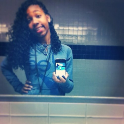 I LOVE MY 11-17-12 !!!! follow me and i will follow back :))