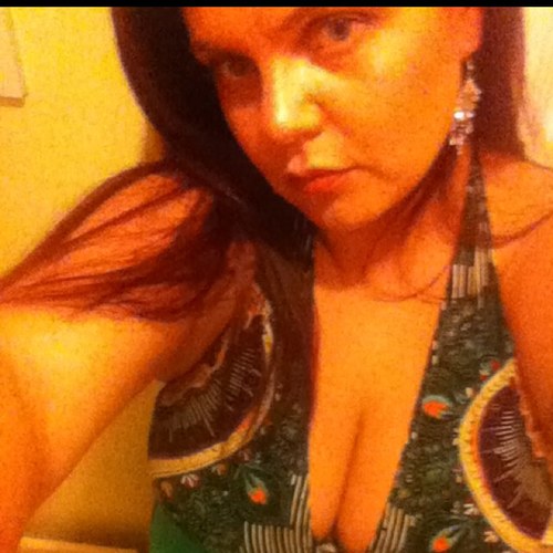 katie_s77's profile picture. 