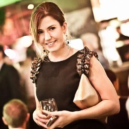 mmukanova's profile picture. PuRe girl с претензией на социофобию.
Music PR. Current MBA student in sunny LA.