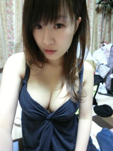 Quiana_Bingle's profile picture. business woman, exec producer, fashion designer, perfumista