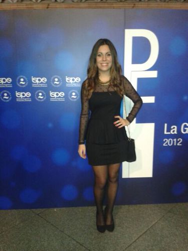 Graduada en Protocolo y Organización de Eventos en la UCJC. Coqueteando con el Marketing :)