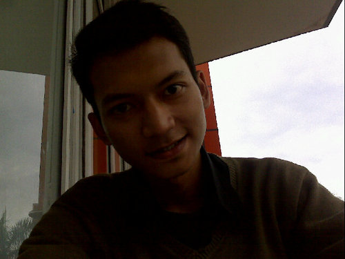 Sukses berawal dari mimpi kmudian dimulai dgan langkh kecil menuju sesuatu visi yg besar u/mewujjudkan mimpi Awal..*i'm Enterpreneur