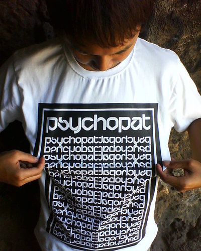 psychopatholic's profile picture. psychopat hanya identitas,mungkin hanya nama..tapi persahabatan kita nyata :)