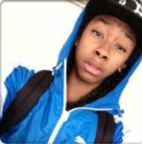 I am 1/4 of the members from the famous boy band @MindlessBhavior if you dont believe me then you dont http://t.co/KMfBMy1J.#StayMindless