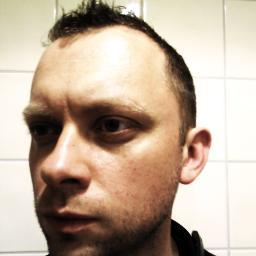 Husband, father, happy geak, consultant at Bouvet.