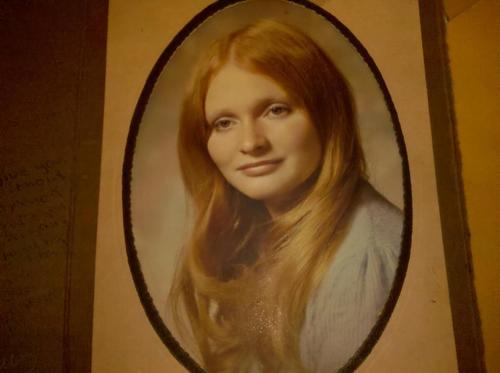 fitsupportgrp's profile picture. Health & Fitness Support Group started in honor of my sister, Caroline, who overcame obesity & became a personal trainer. We lost her way too early...