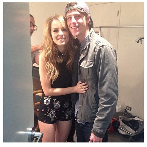 I love shidgit ( bridgit and shane) perfect couple!