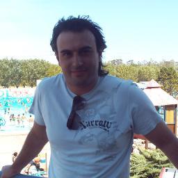 Senior Platform Engineer, amante de la tecnología y un monton de otras cosas que seguro entran en menos de 140 caracteres