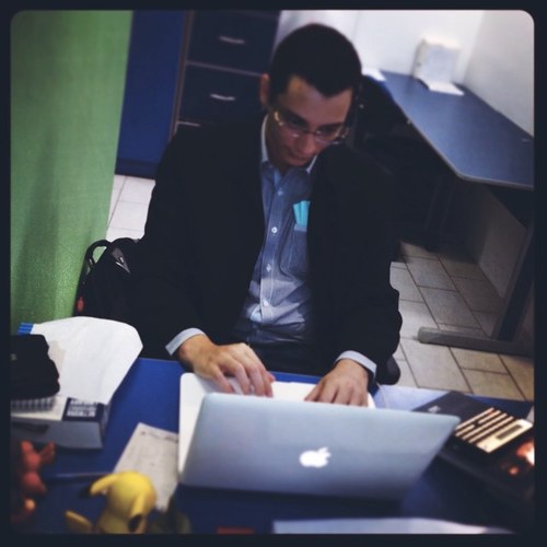 Tech addicted, gamer, pai de família dedicado. Formado em administração, atualmente Bacharelando em Sistemas de Informações.