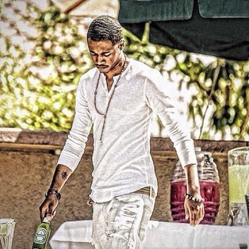 iHearMusiq's profile picture. KiK - FreakShyt