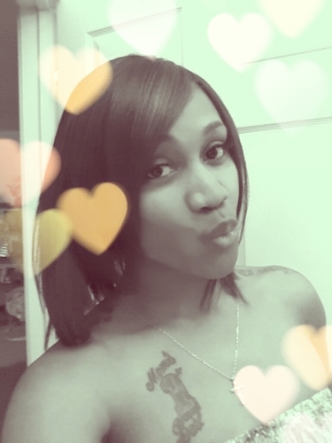 3mch4dezOooz06's profile picture. ¤Im an Aríe§ Fa-Ré'!! & My world is vry vry dumb dumb.. Follow meëe;)¤