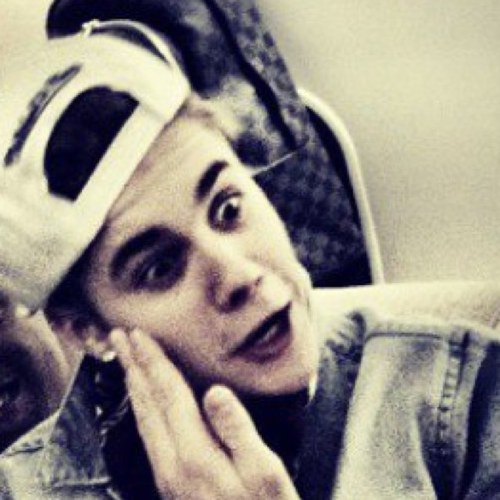 Everything starts from something but something would be nothing, nothing if ur heart didnt dream with him. Proud of Kidrauhl- never say never just stay strong..
