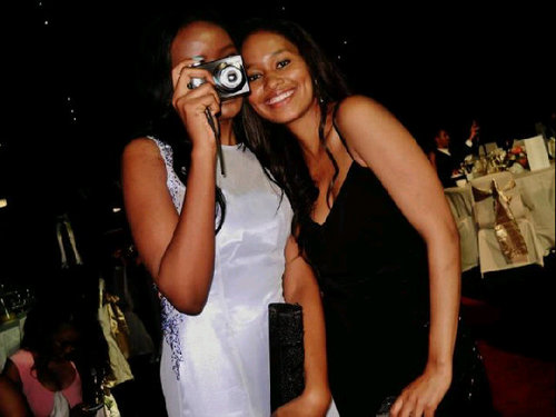 ladyBeeness's profile picture. I'm a blessed queen! A Doctor, Lover of life and finer things in life. Gods most favourite and favoured creation. *live, love life, give love*