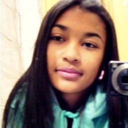 {...} Ser FELIZ daqui pra frente  (8'