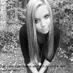 LiisaLaLaLa's profile picture. Kik: mrslisaa