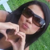 SOU UMA GAROTA SIMPATICA E DIVERTIDA,SOU GREMISTA E ADORO DANÇAR.