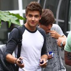 SarahLoveHimSo's profile picture. I love 1 direction but i think liam is the sweetest because he is the boy he is and not someone else that is the reason why he is my favorite in the band
