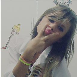 eu só quero amar você , e quando amanhecer , eu quero acordar do seu lado , ♪