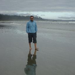 Software developer, likes swimming, chess, basketball, soccer and travelling, i-mba AUEB (Athens), MSc Imperial College, BEng UMIST