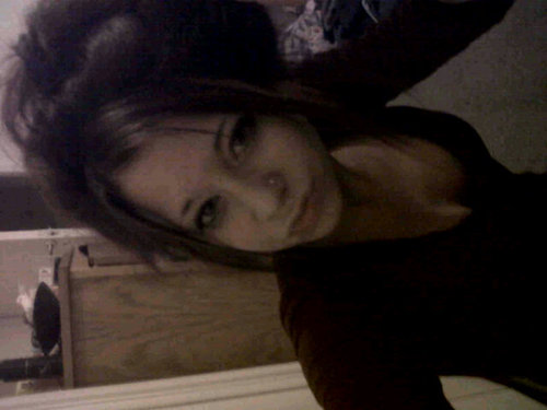 Hi eer.. Follow back?