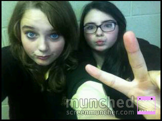 just two irish fangirls tweeting random shit ;) Our Personals - @unionjwh0re @_JanoskianGirl_ @onedirectioonx :* #followback