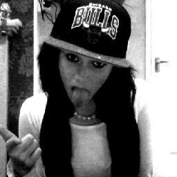 Beckie3Everett's profile picture. Fuck this bio.
 #IFollowBack