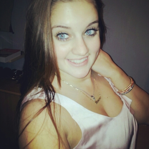 Born to change history“  Being original means having the courage to be different! ♥