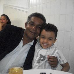 sou empresário da construcão civil e sou político em muribeca,fui candidato a prefeito em 2008.
