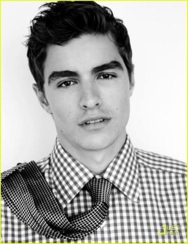 offical Dave Franco twitter account :)