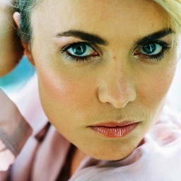 The official twitterings of actress Radha Mitchell