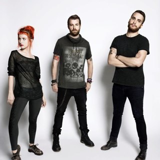 New album OUT NOW on fueled by ramen. Follow them: @itstayloryall @schzimmydeanie @yelyahwilliams ▌▌▌