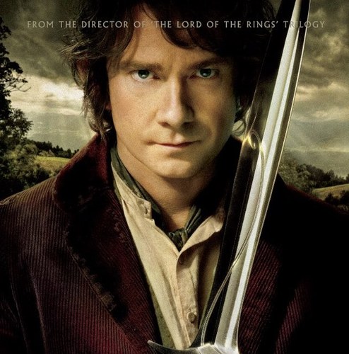 I have the eyes of a hawk and the ears of a fox!     I tweet Lord of The Ring quotes, Middle Earth facts, quotes from the cast, pictures and much more!