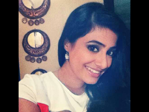 Shahooda is my world she's everthing to me this account is dedicated to her I adoore her she's my all she's the best in the whoole universe ! 16-12 is the best