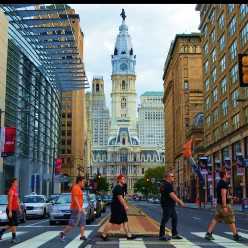 BroadStreetDown's profile picture. http://t.co/O40Pdmnw we love our fans! download our demo for FREE off of our facebook 
Alternative rock/ post hardcore