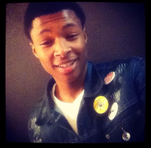 Why tf You Need A Bio? lol. I Hoop#3  S/O to The Squad #NBS. S/O to V.$.i.AM #TeamFollowBack .
