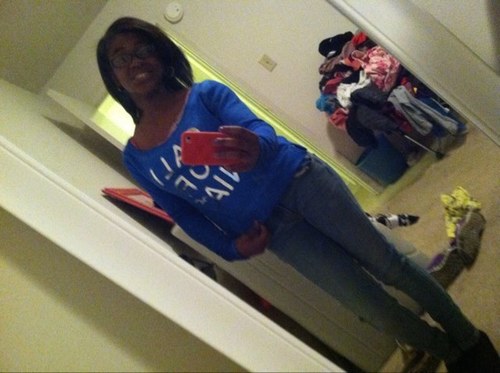i run track,play basketball,softball im lound. fun to be around ! I make people laugh its easy to make me laugh um if you got somethin to say speak yo mind. Lol