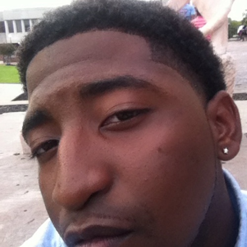 junior at benedict college pursueing accounting degree. im very ambitious and outgoing