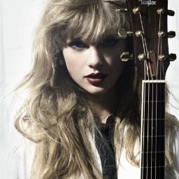 You can't spell beautiful and Perfection without Taylor Swift ∞