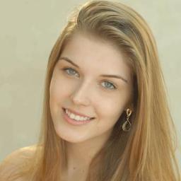 O mundo é uma tragédia para os que sentem e uma comédia para os que pensam... / I love Laranja Mecânica / Começando agora no Twitter! XD