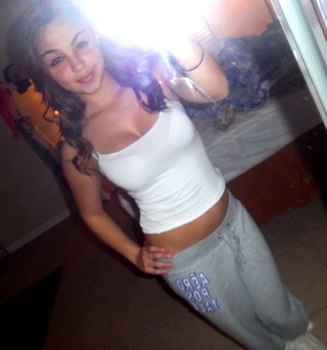 Hiya! Girl Version of @BerserkerRace 15 years old! #MotherOf: @_KidJose #TakenBy: @MaleSheenal