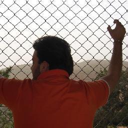 الله يشملنا وإياكم في قوله تعالى : وُجوهٌ يوَمئذ مُسفرَة ضاحِكة مستبشرة (إعادة التغريد لا تعني التأيييد)
