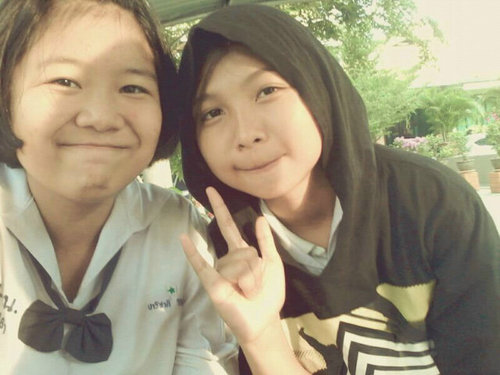 ชื่อ ' จูน ทักได้ไม่กัด คุยอะไรก็ตอบกลับ เปนคนธร รมดาชิวๆ