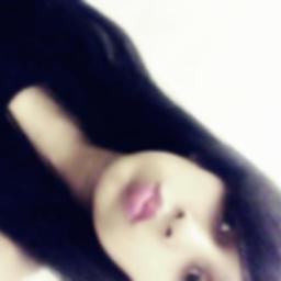 14 anos,Tenho namorado,Maquiadora,apaixonada pela minha profissão :)