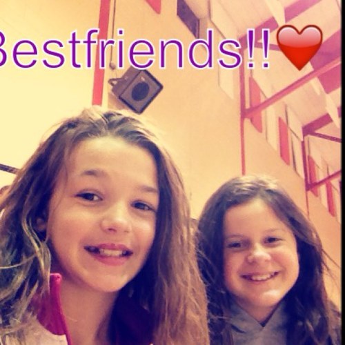 BushMackenzie's profile picture. hi i am mackenzie flow me and i will flow you back!!:)