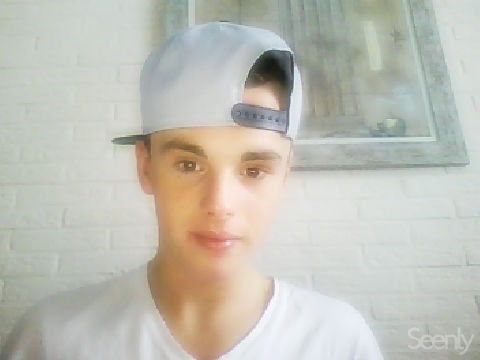 New twitt; @kevinn024_  /  NF=FB